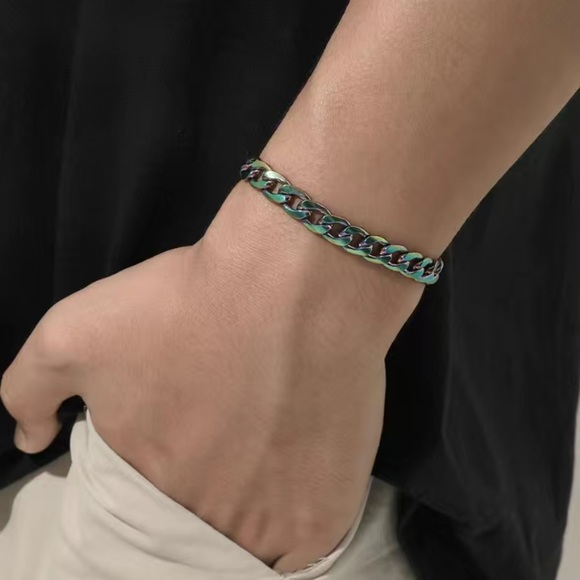 Rainbow Anodized Cuban Chain Bracelet - Picture 7 of 7